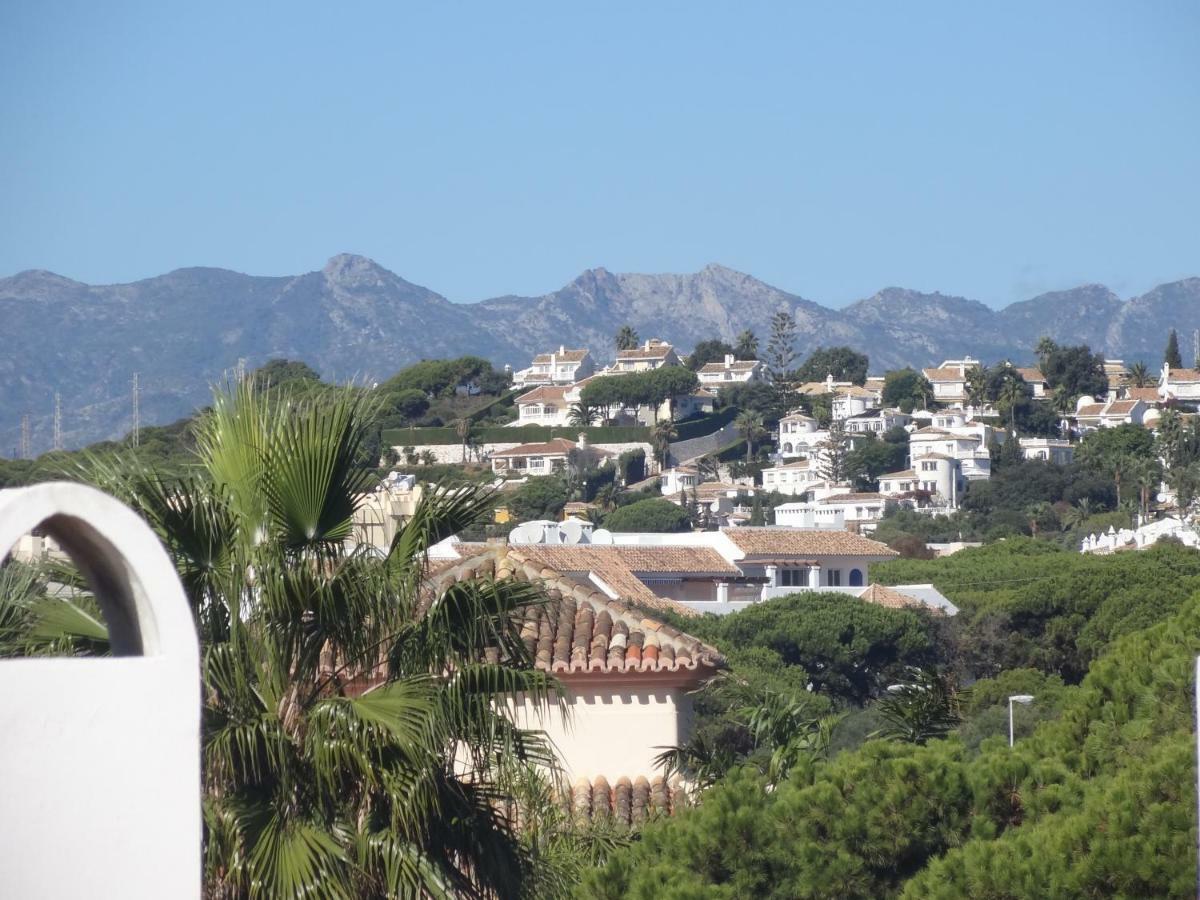 Beachfront Penthouse: Marbella Sea View Terrace Sitio de Calahonda Exterior photo