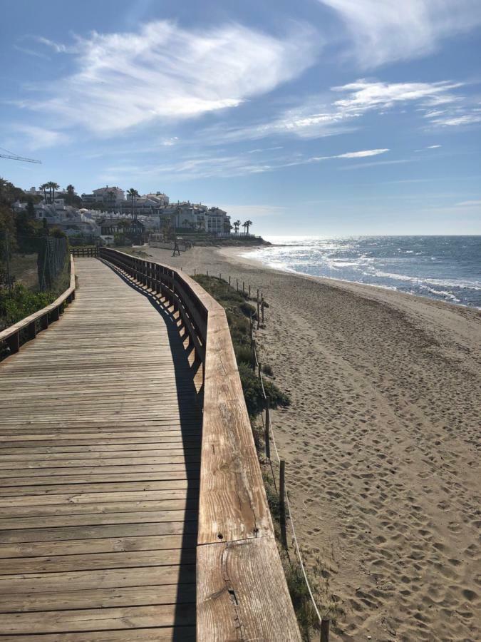 Beachfront Penthouse: Marbella Sea View Terrace Sitio de Calahonda Exterior photo